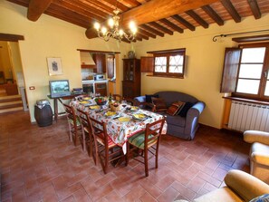 Apartment | Dining