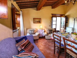 Dining - Escape to Vineyards, Elba (Radda in Chianti)