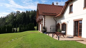 Balcony - Spacious Villa With Sauna and Garden (Lipno nad Vltavou)