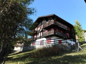 Apartment | Exterior - Spacious Apartment in Riederalp near Ski Trail (Riederalp)