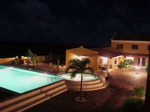 Outdoor pool - Lovely Apartment in Kralendijk With Swimming Pool (Kralendijk)