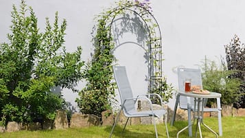 Apartment | Garden