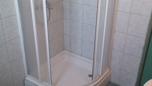 Apartment | Badezimmer