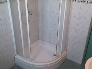 Apartment | Bathroom