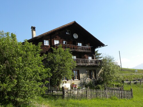 Beautifully Located House in the Midst of the Mountains With a Beautiful View