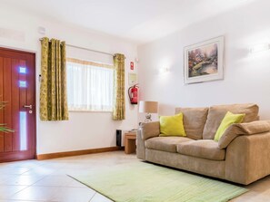 Living room | DVD player