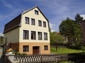 House | Exterior - Holiday Home in Pernink in a Beautiful Mountainous (Pernink)