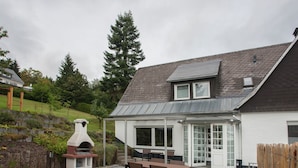Unclassified image, 2 of 29, button - Holiday Home in a Quiet Location Directly Above the Postwiese Skiing Area in Neuastenberg (Winterberg)
