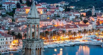 Adorable Apartment With Terrace & Beautiful Sea View Near the Sea Bay