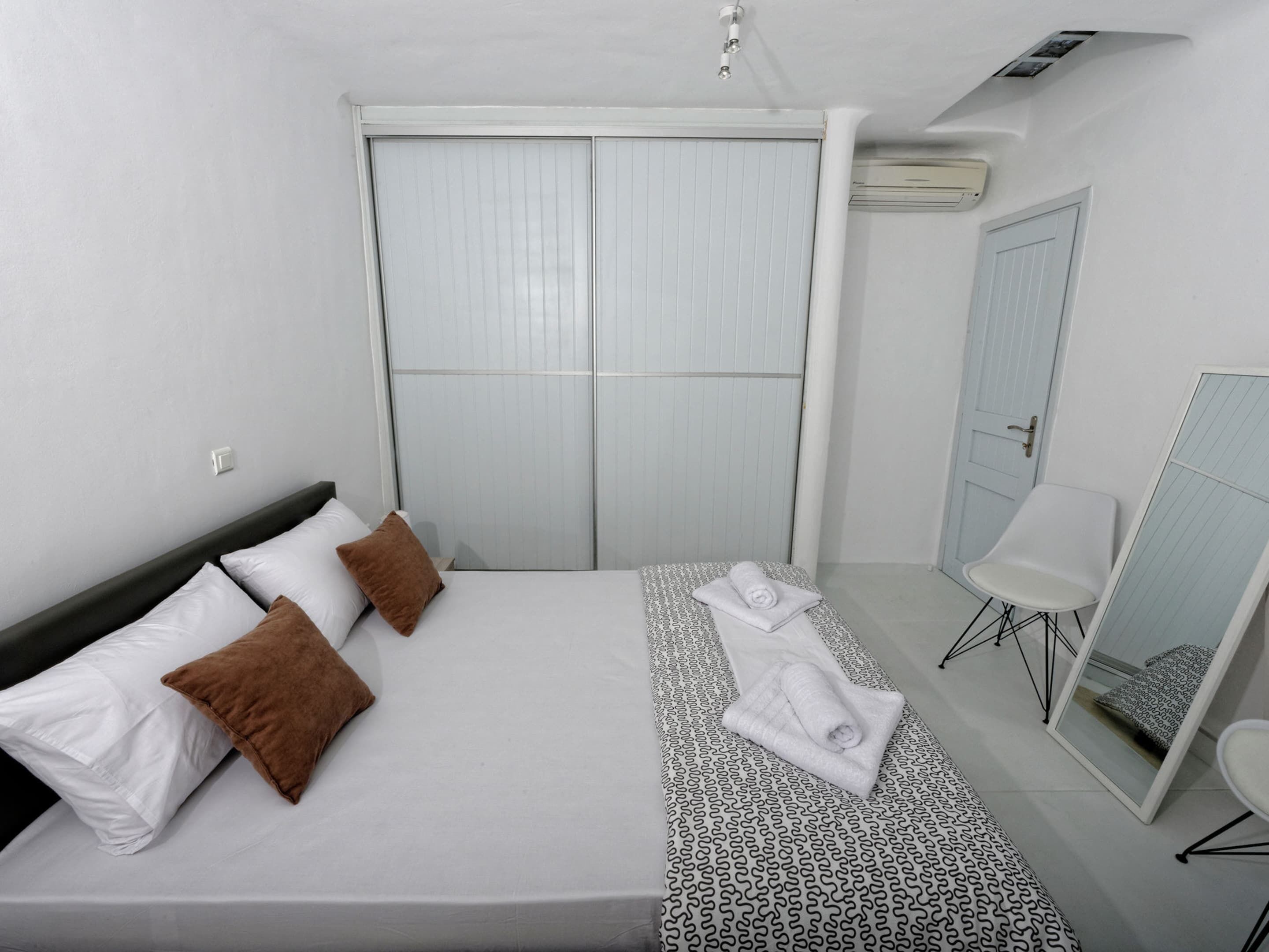 Photo - Villa in Mykonos with Sea View and Pool