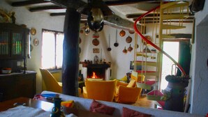 Unclassified image, 5 of 28, button - Rustic Home in the Countryside for a Holiday Full of Relaxation and Privacy (Stellanello)
