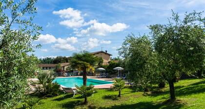 Secluded Mansion in Perugia with Hot Tub