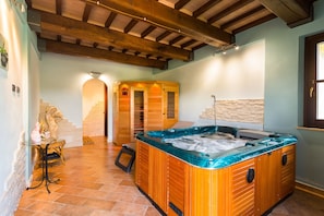 House | Spa treatment