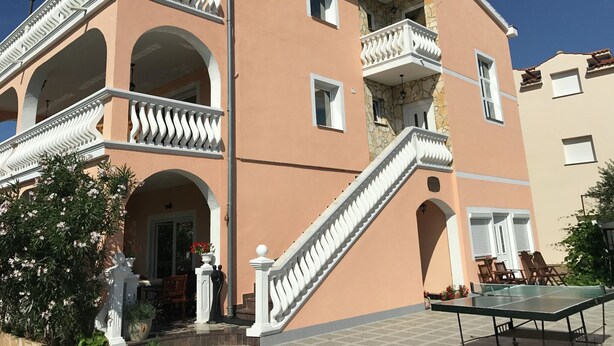 Reception - Spacious Apartment in Vodice With Garden (Vodice)