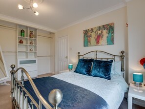 3 slaapkamers, een minibar, individueel gemeubileerd, beddengoed
