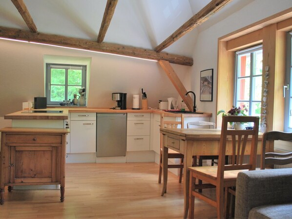 Apartment | Dining - Watermill Stay With Garden (Heringen)