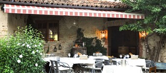 Mansion in Langhe With Pool and Winery Charm