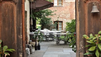 House | Interior detail