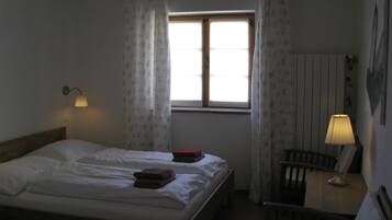 3 bedrooms, individually furnished, bed sheets