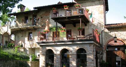 Mansion in Langhe With Pool and Winery Charm