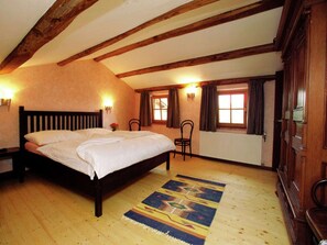 Ferienhaus | 3 Schlafzimmer, individuell eingerichtet, Bettwäsche