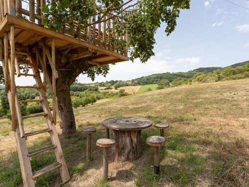 Apartment in Umbria Near Majestic Mountains