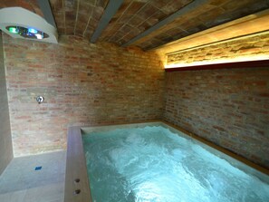 House | Property amenity - Farmhouse in Tuscany With Pool & Sauna (Pieve a Nievole)
