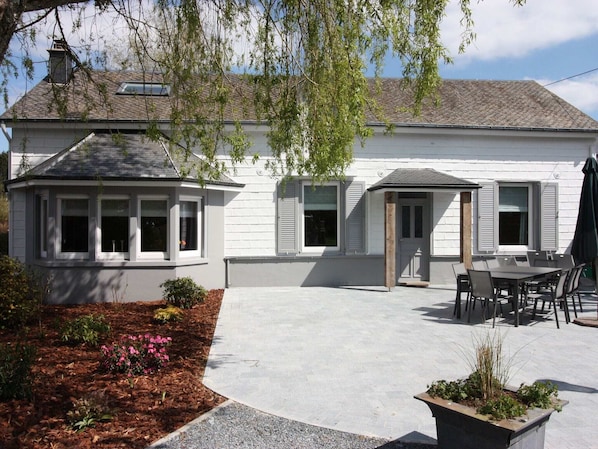 Exterior - Very Nice Holiday Home Located on a Large Secured Park (Bouillon)