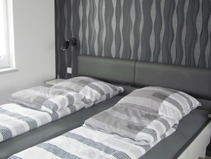 Apartment | 3 bedrooms, individually furnished