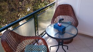 Exterior - Charming Little Apartment With Balcony and Sea View, Near the Beach (Brela)