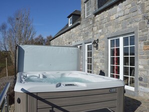 Villa | Property amenity - Luxurious Villa With Pool in the Ardennes (Stavelot)