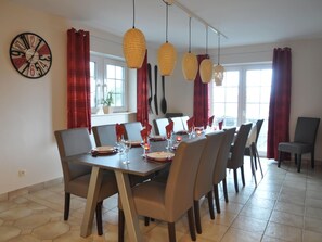 Villa | Restaurantes