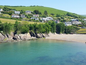Beach - Quaint Holiday Home in Combe Martin near Beach (Ilfracombe)