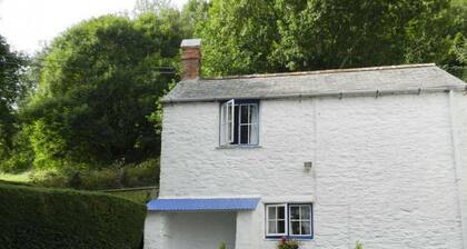 Quaint Holiday Home in Combe Martin near Beach