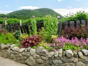 Exterior - Luxurious Holiday Home in Abergwyngregyn in National Park (Llanfairfechan)