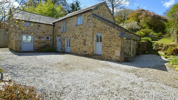 Unclassified image, 1 of 30, button - Bright, Spacious Holiday Home in Cornwall With a Garden and a Wood-burning Stove (Bodmin)