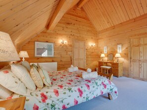 3 Schlafzimmer, individuell eingerichtet, Bettwäsche