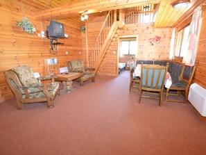 Living room - Beautiful Holiday Home With the Garden Pool at the Edge of the Riesengebirge (Vlcice)