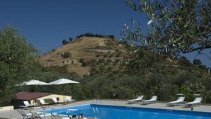 Unclassified image, 3 of 19, button - Spacious Holiday Home in Patti With Pool (Patti)