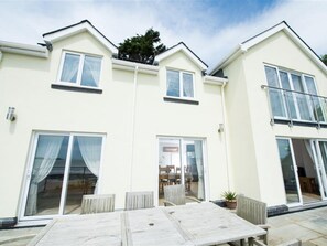 Exterior - Detached House Overlooking the Beach With Enviable Unbroken sea Views (Saundersfoot)