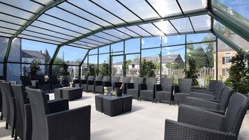 Indoor pool, outdoor pool