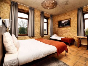 House | Room amenity