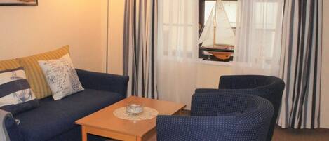 Apartment | Living area