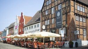 Lägenhet | Restauranger
