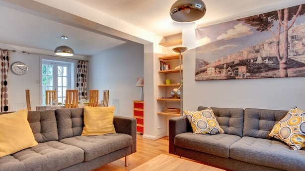 House | Living room - Light and Spacious Cottage, Located in the Pleasant Centre of Brighton (Brighton)