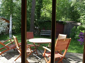 House | Balcony - Cozy Holiday Home in Dierhagen Strand With Garden (Ostseebad Dierhagen)