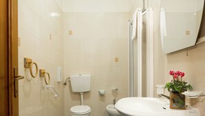 House | Bathroom - Beautiful Farmhouse With Pool at 500 Meters Altitude (Montaione)