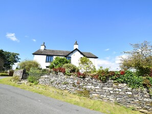 Exterior - Luxurious Holiday Home at Skel With Fold With Lush Garden (Ambleside)