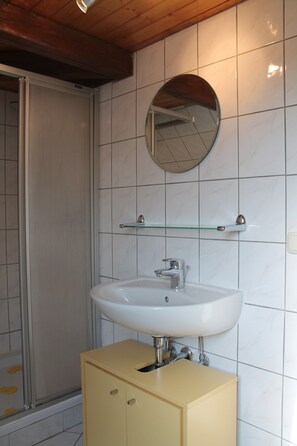 Apartment | Badezimmer