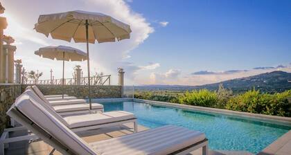 Holiday Home in Cortona With Pool & Valley Views